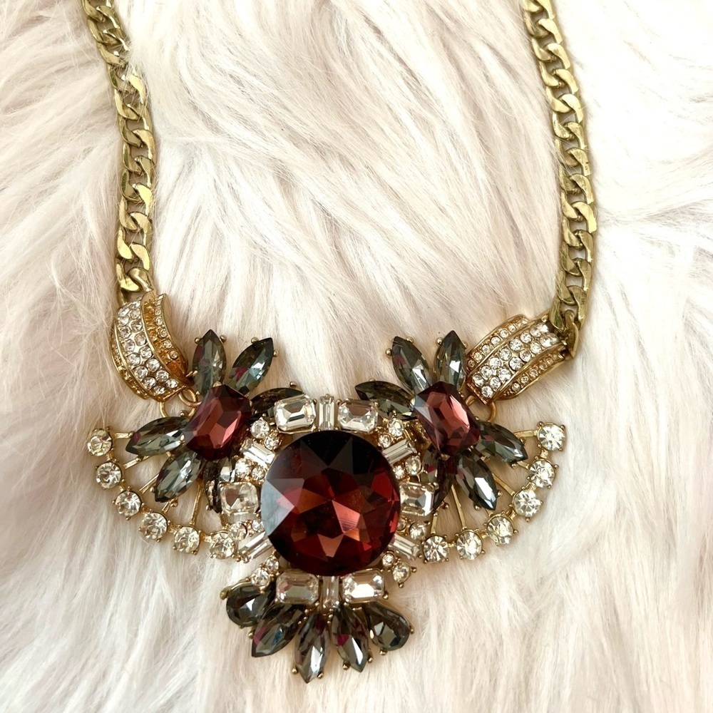 The limited ruby red statement necklace gold embellishments
